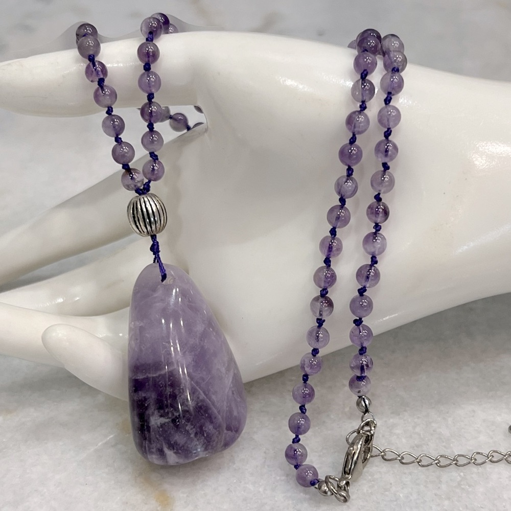 Amethyst Beaded Pendant Silver Necklace